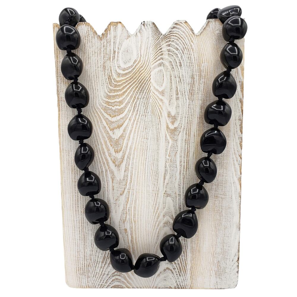 5/10 NWT Chunky Hawaiian Kukui Nut Lei Necklace with Ribbon Bow Closure